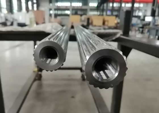 40CrNiMoA Materials Extruder Shafts with Cooling System for Puffed Food Industry by Joiner (Szafy ekstrudera z systemem chłodzenia dla przemysłu spożywczego)